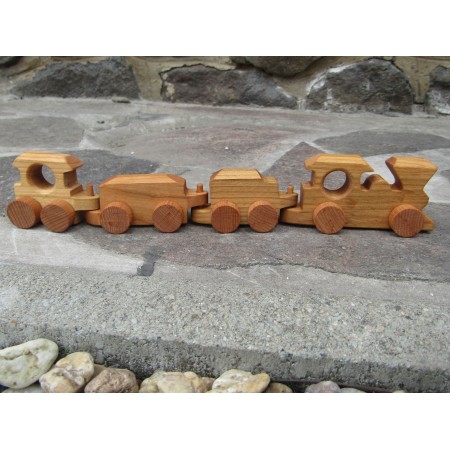 Malý drevený retro vlak